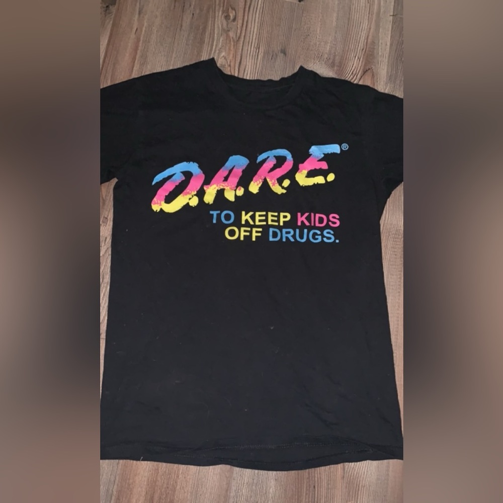 DARE shirt barely worn size small men’s small